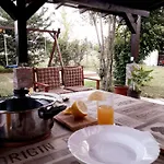 Panna Tanya Tahitófalu