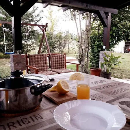 Panna Tanya Tahitófalu